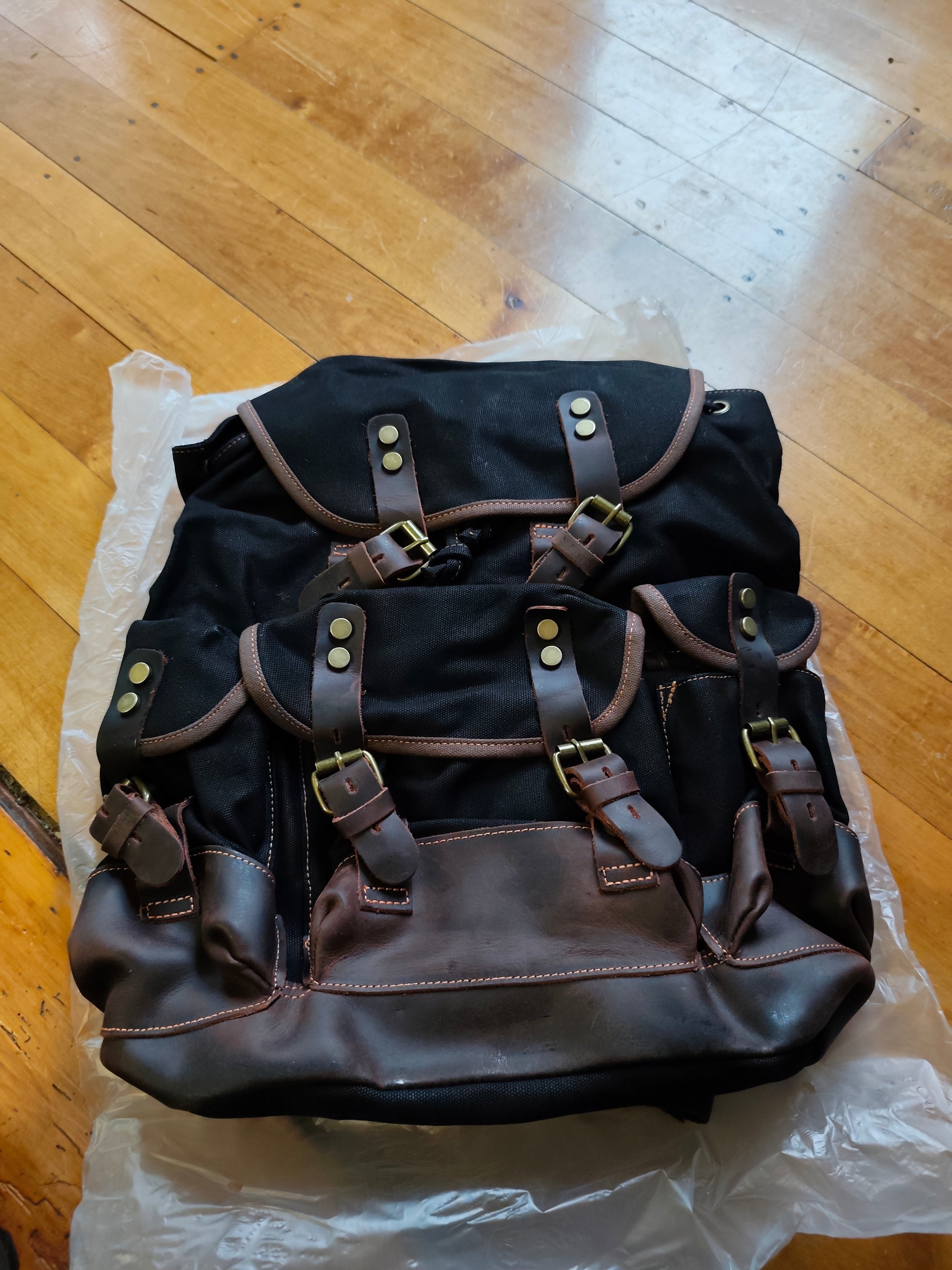 Waxed Canvas Leather Backpack — Retro Heritage Rucksack | Travel & Adventure Pack