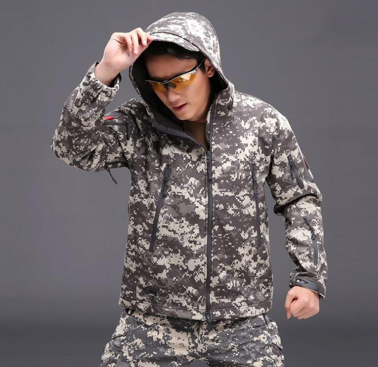 Men's Tactical Softshell Jacket — Waterproof Windproof Fleece Lined | Outdoor & Hiking